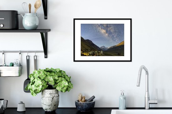 Affiche avec cadre Voie lactée sur la face nord du mont. Monastère Everest et Rongbuk, Tibet - 40x30 cm