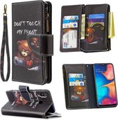 Voor Samsung Galaxy A30 Gekleurde Tekening Patroon Rits Horizontale Flip Leren Case met Houder & Kaartsleuven & Portemonnee (Beer)
