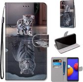 Voor Samsung Galaxy A01 Core Gekleurde Tekening Cross Textuur Horizontale Flip PU Lederen Case met Houder & Kaartsleuven & Portemonnee & Lanyard (Kat Wordt Tijger)