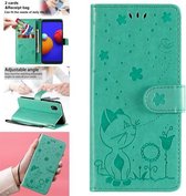 Voor Samsung Galaxy A01 Core Cat Bee Embossing Pattern Shockproof Horizontale Flip Leather Case met houder & kaartsleuven & portemonnee (groen)