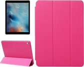 Horizontale flip-case in effen kleur met houder voor drie vouwen en wek- / slaapfunctie voor iPad Pro 9,7 inch (magenta)