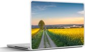 Laptop sticker - 11.6 inch - Bloemenveld - Geel - Bloemen - 30x21cm - Laptopstickers - Laptop skin - Cover