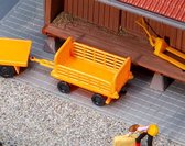 Faller - 2 Baggage trolleys. orange - FA180991 - modelbouwsets, hobbybouwspeelgoed voor kinderen, modelverf en accessoires