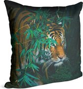 Bengaalse tijger in oerwoud - Foto op Sierkussen - 50 x 50 cm