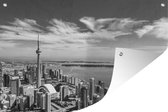 Tuindecoratie Luchtfoto van Toronto met uitzicht op het Ontariomeer in Canada - zwart wit - 60x40 cm - Tuinposter - Tuindoek - Buitenposter