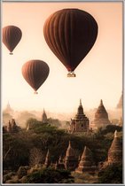 JUNIQE - Poster met kunststof lijst Hot Air Balloons in Bagan -20x30