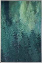 JUNIQE - Poster met kunststof lijst Forest In The Lake -40x60 /Groen &