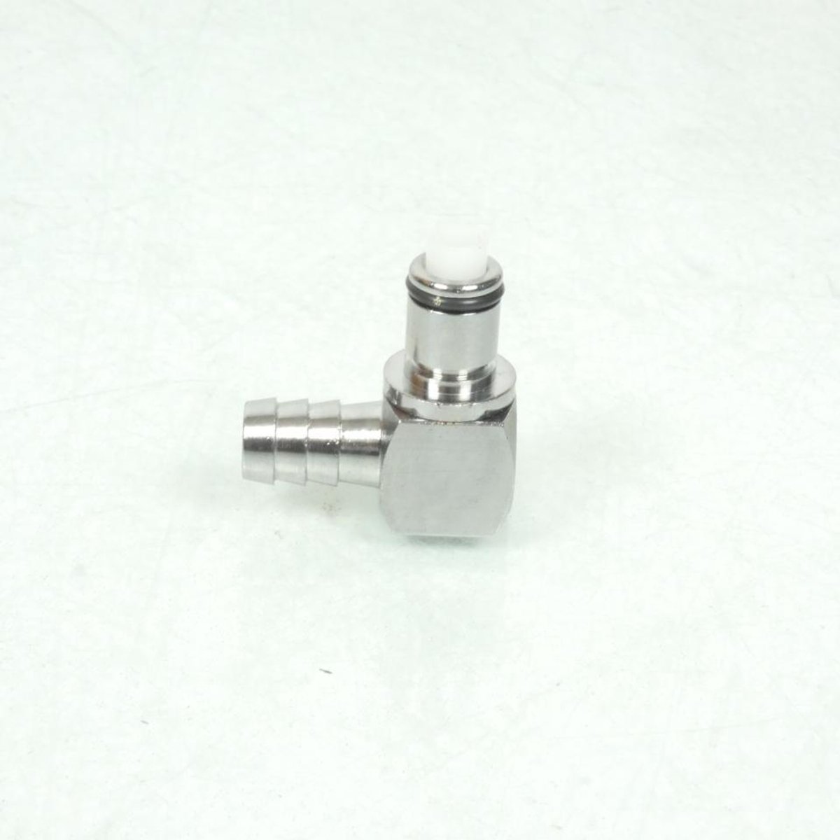 Raccord 90° Durite essence pour moto Aprilia 1000 RST Futura 2001-04 AP8104993