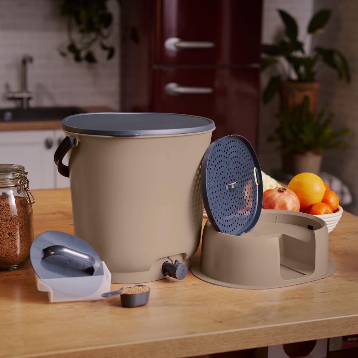 Compostbak Keuken - Bokashi Bak - Afval Verwerken - Gemaakt van Gerecycled Plastic - 15.3 Liter - Cappuccino