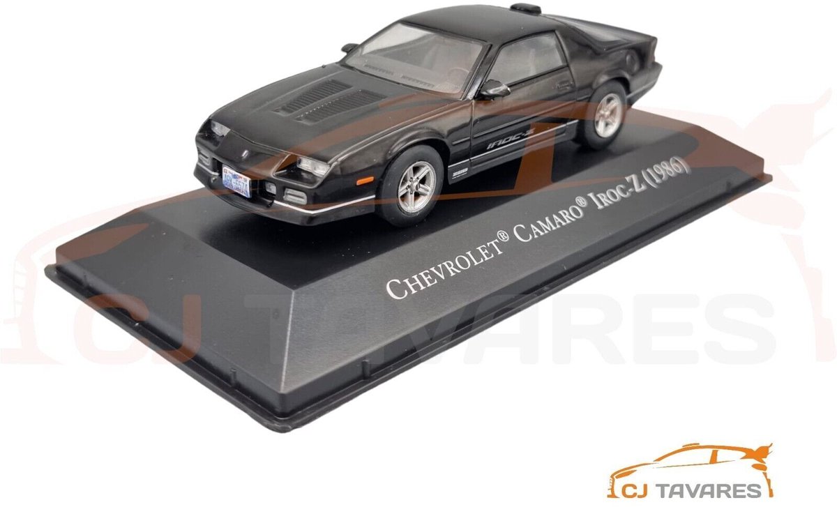 Modelauto Chevrolet Camaro Iroc-Z 1986 black - Schaal 1:43