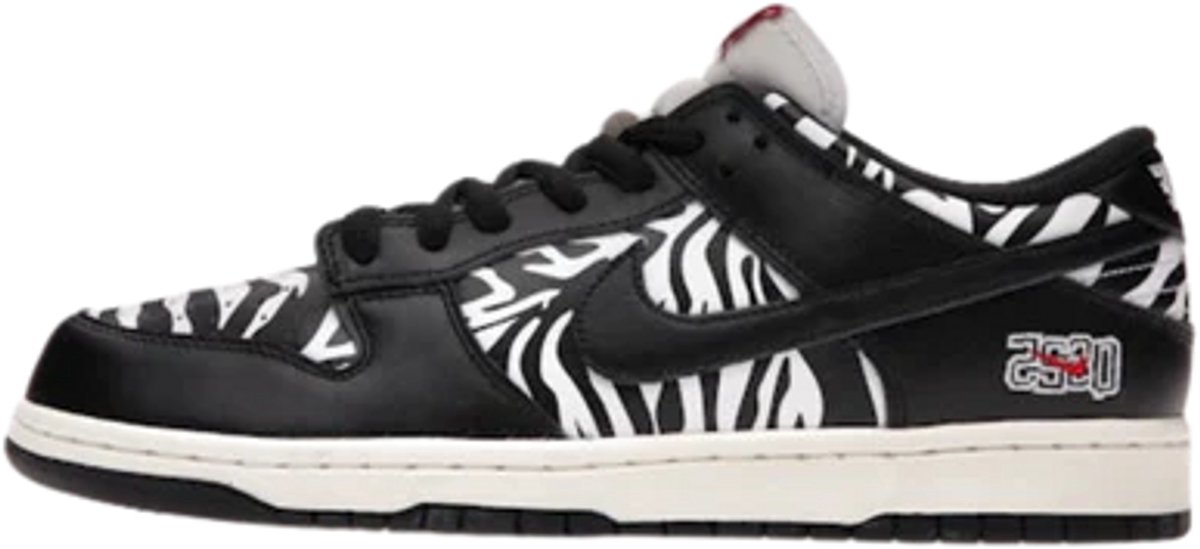 Nike SB Dunk Low OG QS Quartersnacks Zebra