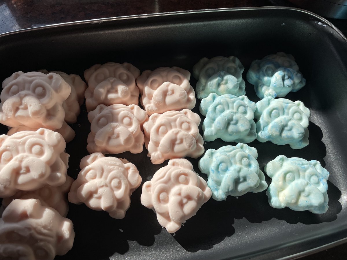 Honden Shampoobar 2 Stuks met heerlijke geuren Puur Natuur!! Van OmAnne Prijs inclusief verzending!!