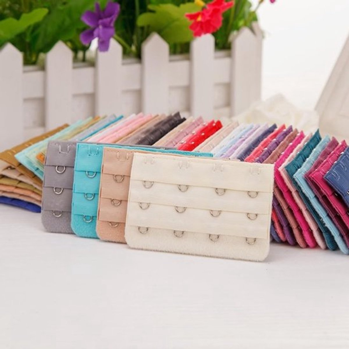 Beha-bandverlenger 6 Stuks - 3 Rijen Haken - 4 Haken - Zacht en Comfortabel - 5 cm x 7,5 cm - Polyester Materiaal - Beha-verlenging