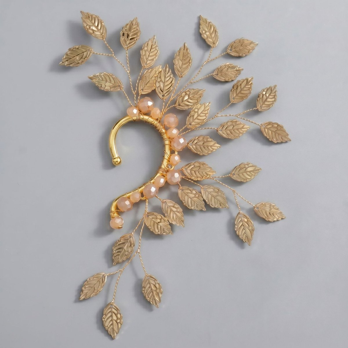 Elfen Oor Cuff, Handgemaakte Bloem Blad Oorversiering, Zonder piercing oorhaak voor bruiloft en fotoshoot，Gouden oorbelhaakjes met bosfee-motief