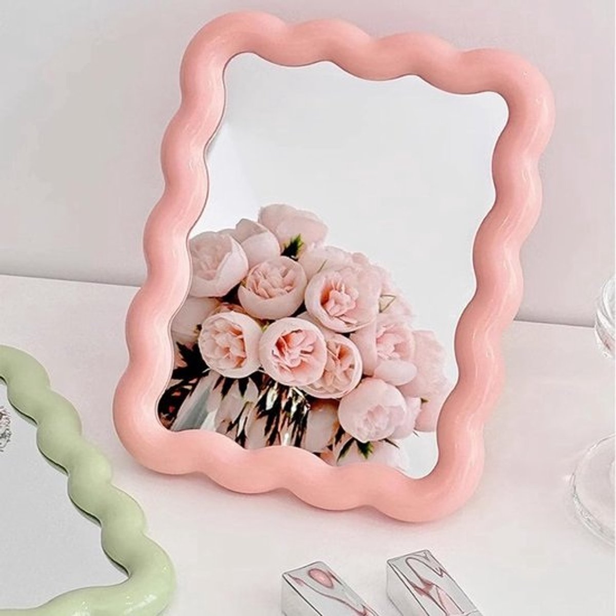 Draagbare Make-upspiegel - Opvouwbare Reisspiegel - Make-up Aanbrengen - Staand en Hangend - 17.7 x 13.7 cm - Roze