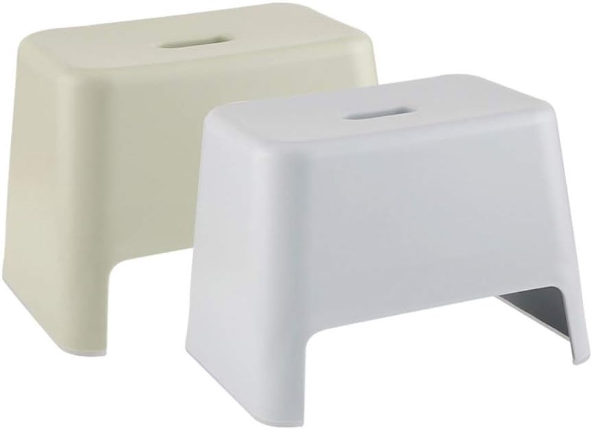 Badkamer Kruk - Douche Stoel - Veilig Gebruik - Antislip Voeten - 33 cm Breed - Wit