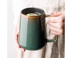Kegelvormige retro keramische mok, 700 ml, grote inhoud, Europese stijl drinkbeker voor thuisgebruik, kleine imperfecties.