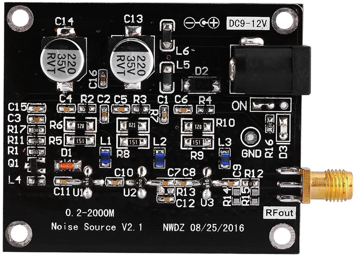 SnelShoppen - 1PC 1.5GHz Track Ruisbron Module, Spectrum Generator met Hoge Flatheid Filter en Versterkers voor Elektronica en Onderzoek