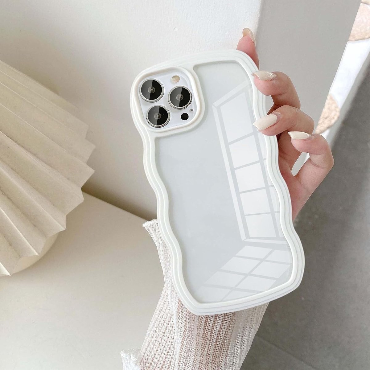 Hoes voor iPhone 15 Pro Max, golfvormige siliconen stootvast beschermhoes, anti-kras transparant achterkant, TPU-bumperhoes voor meisjes en vrouwen, wit - Wit