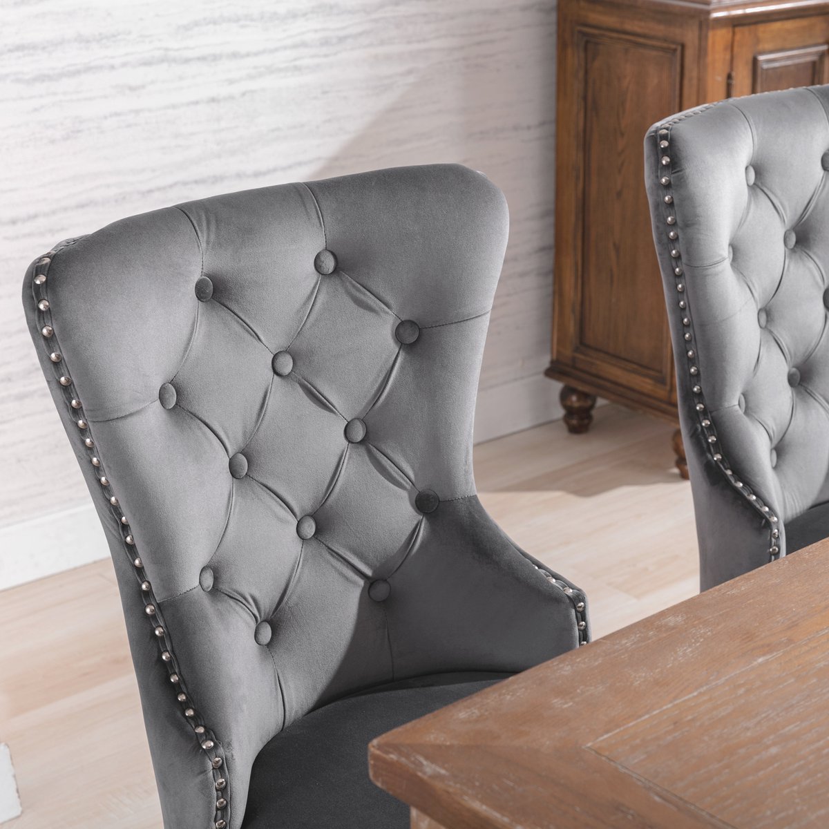 Eetkamerstoel Set 6 Delig - Velvet Stoelen Met Eiken Poten, Knopen En Nagelkop Beslag Grijs