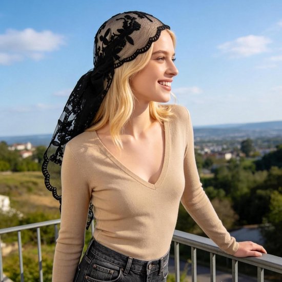 Mantilla kerkdoek driehoekig - elegante kanten sluier - ideaal voor bruiloft of kerkbezoek - ShopVlot — afbeelding 4