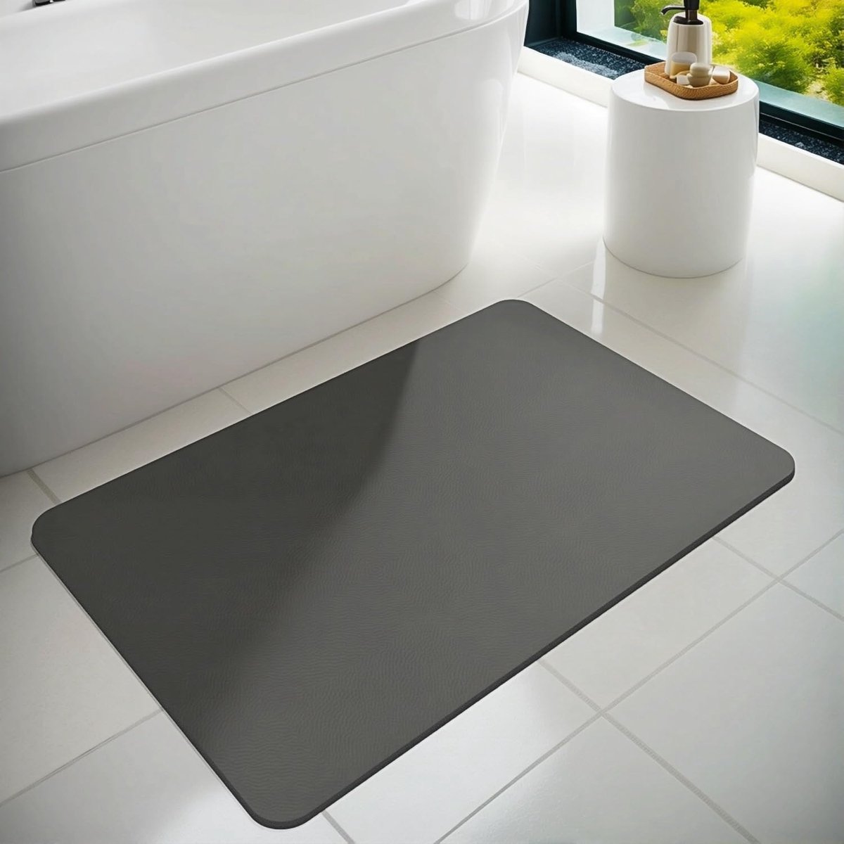 SnelShoppen - Badmat Antislip Rubber Dun Absorberend Sneldrogend Vlekbestendig Mat Badkamervloer Badkuip Doucheruimte Buiten Donkergrijs 40 x 60 cm