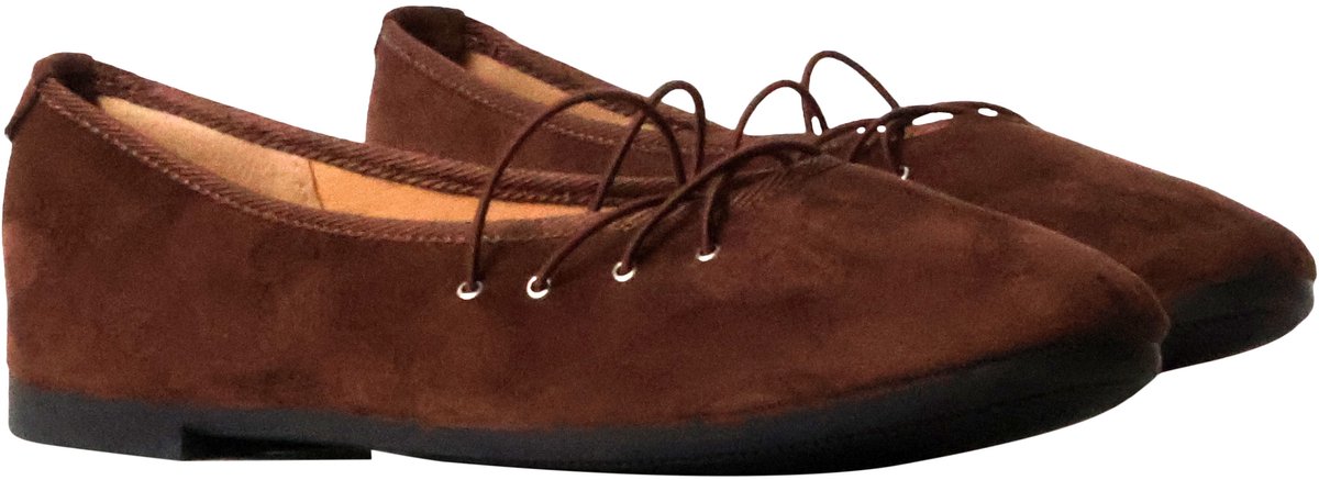 Ballerinaschoenen om aan te trekken