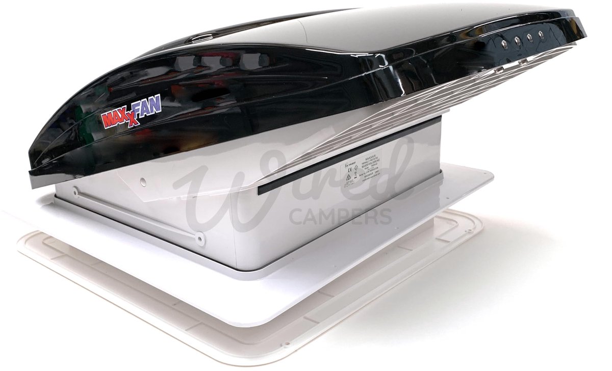 SnelShoppen - Maxxair MAXXFAN Deluxe Lantaarn - Gerookt - Compleet Ventilatiesysteem voor Campers met Ventilator, Regenhoes, Thermostaat, 10 Snelheden