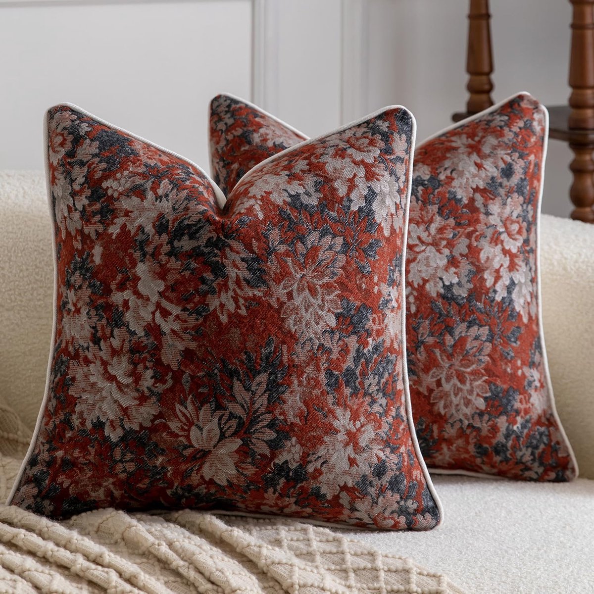Decoratieve kussenhoezen 40 x 40 cm - vintage rode bloemen - zachte jacquard kussenslopen - elegant voor woonkamer - ShopVlot