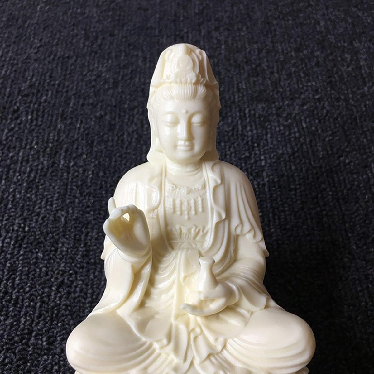 Solidchoice - Guanyin Boeddha Beeld op Lotus voor Thuisdecoratie