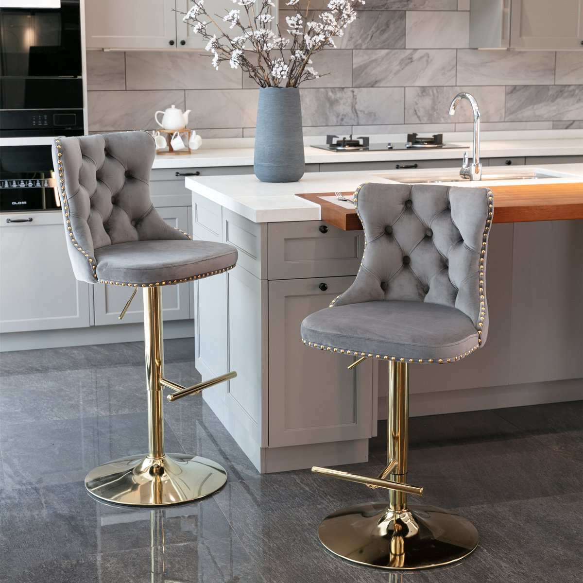 Velvet Draaibare Barstoelen Set Van 2 - Verstelbare Hoogte 63-84 cm Met Getuft Rugleuning En Goud Kleurig Detail Grijs
