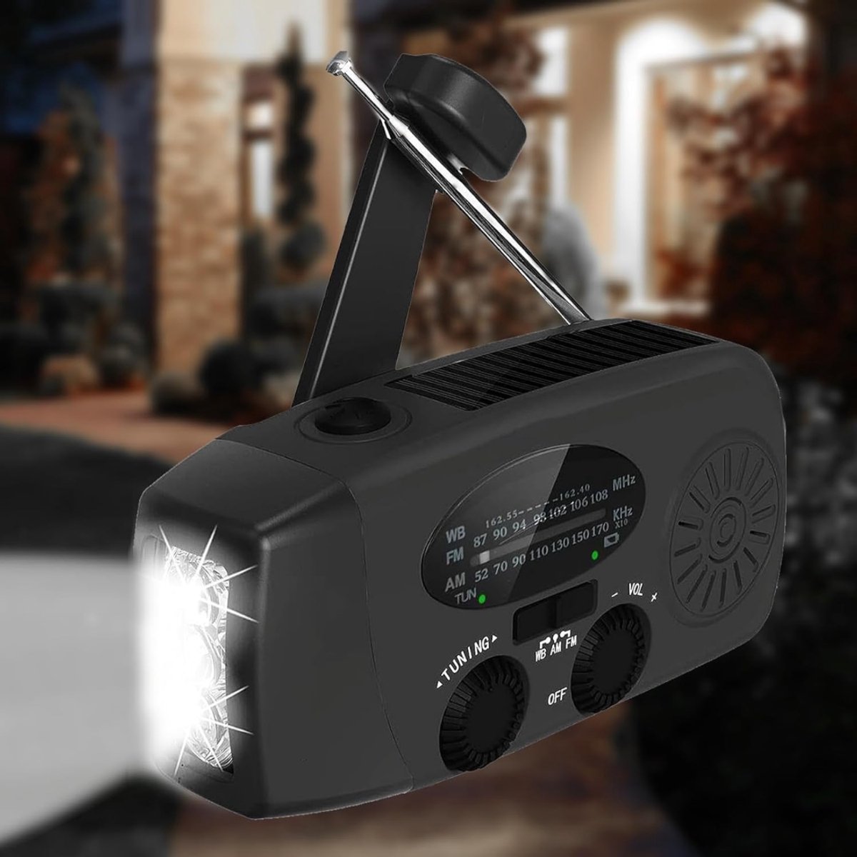 Ploutos® Opwindbare Radio - Opwindbare Zaklamp - Opwindbare Noodradio & Zaklamp - Zwart - 10cm x 15cm x 8cm
