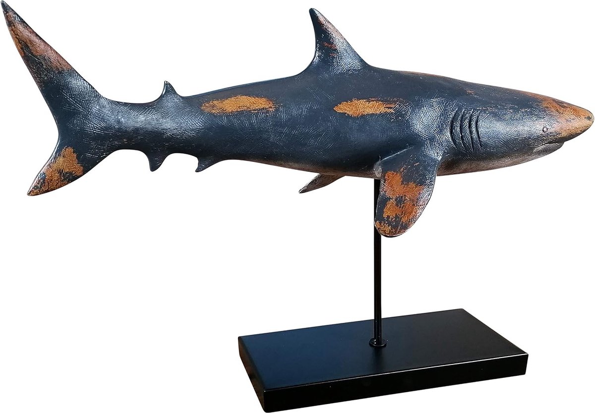SnelShoppen - Decoratieve Haai Standbeeld XXL 59 x 24 x 38.5 cm van Polyresin in Houtlook - Modern Maritieme Decoratie voor Woonkamer, Slaapkamer of B