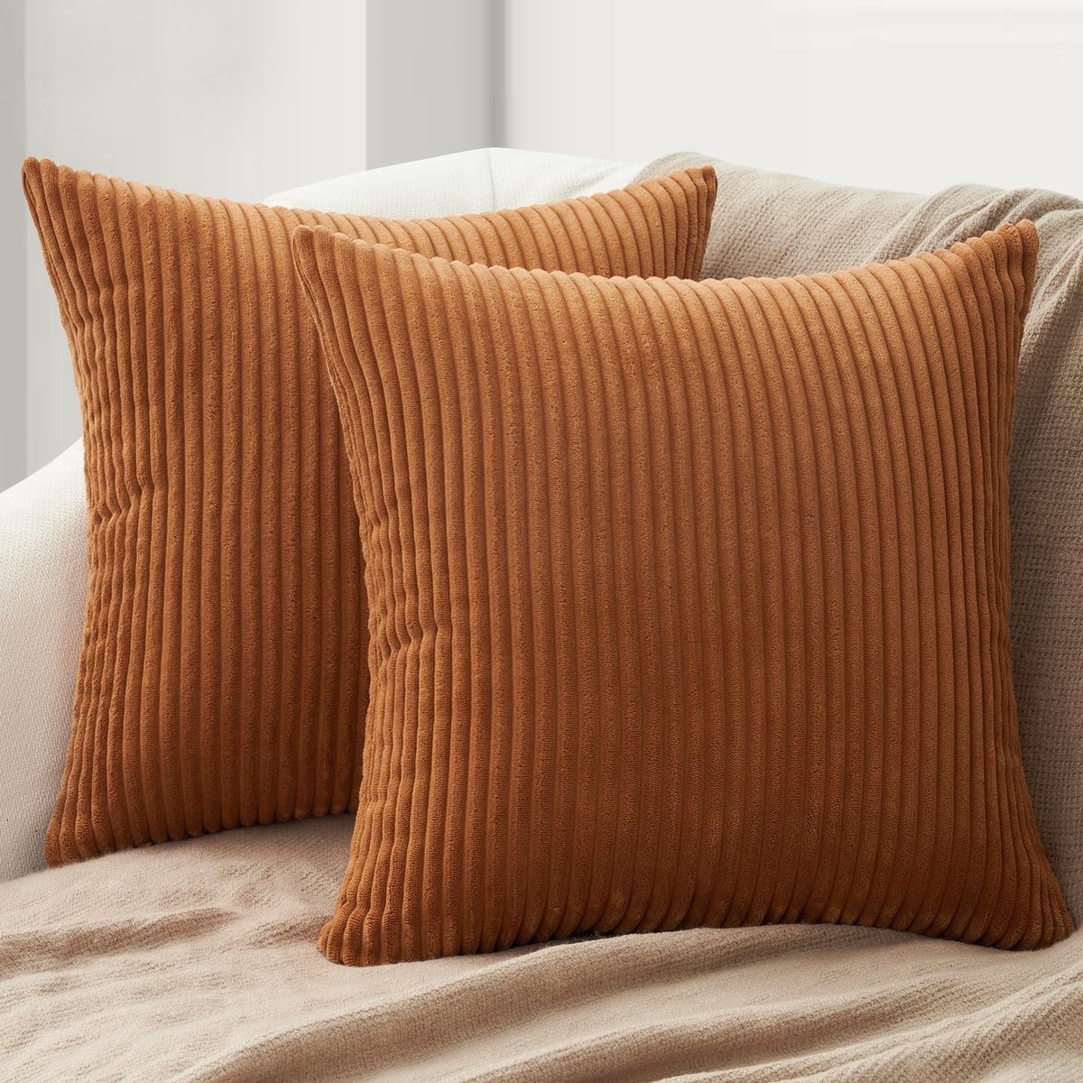 Omgoods - Set van 2 Corduroy Kussenhoezen 50 x 50 cm Karamel Oranje