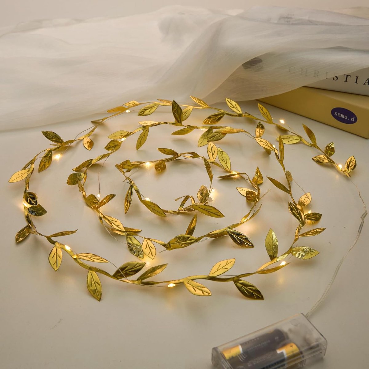 Gouden Blad ledverlichting - 2 meter - Warmwitte LED Lichtslingers - elegante kerstverlichting tafel - voor Decoratie en Evenementen - (Batterij-Aangedreven)