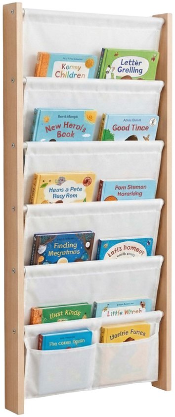Houten boekenrek met 6 witte stoffen vakken, gevuld met kinderboeken.