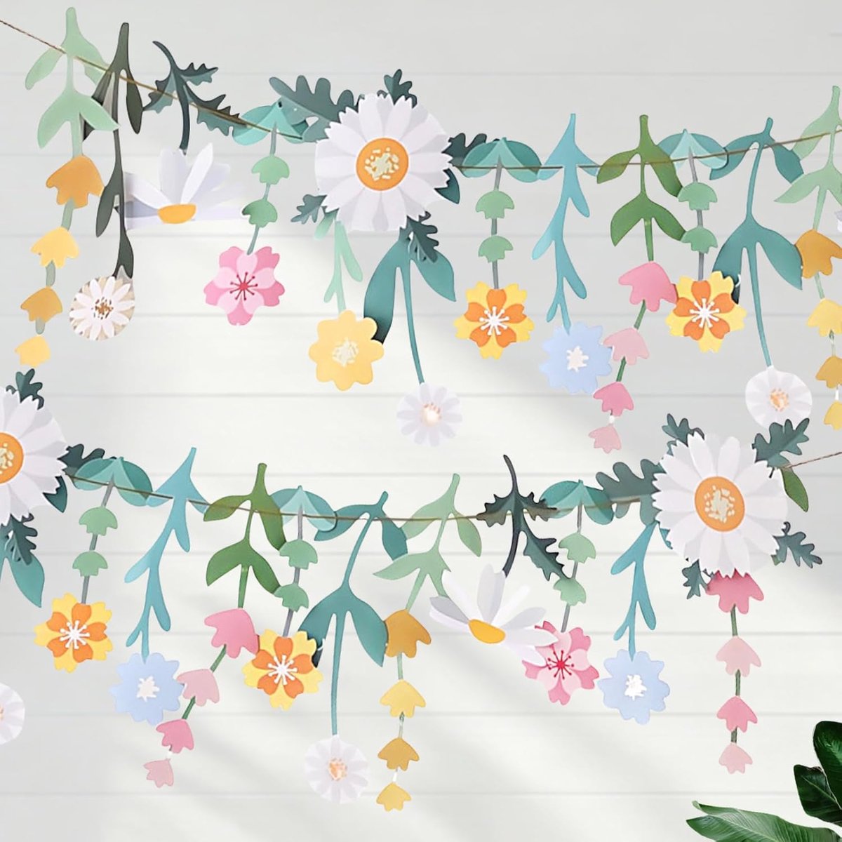 SnelShoppen - Decoratieve Banner Bloemen Garland in Veel Kleuren, Dubbelzijdig Patroon, Daisy Garland, 18 Stuks + 2.5m Koord voor Tuinfeest, Lente, Zo