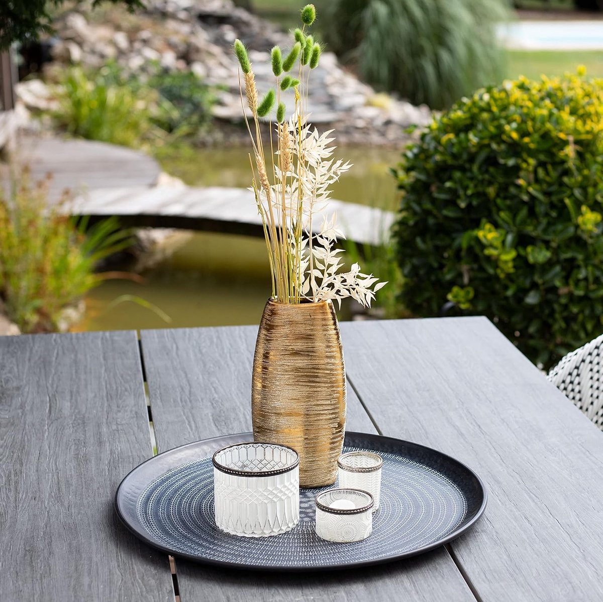 SnelShoppen - Elegante Gouden Keramische Vaasje 25x10x10cm - Tijdloze Ovale Bloemenvaas voor Luxe Interieur Decoratie