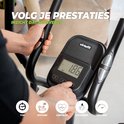 Handen op een VirtuFit crosstrainer display dat "1.86 DIST" toont.