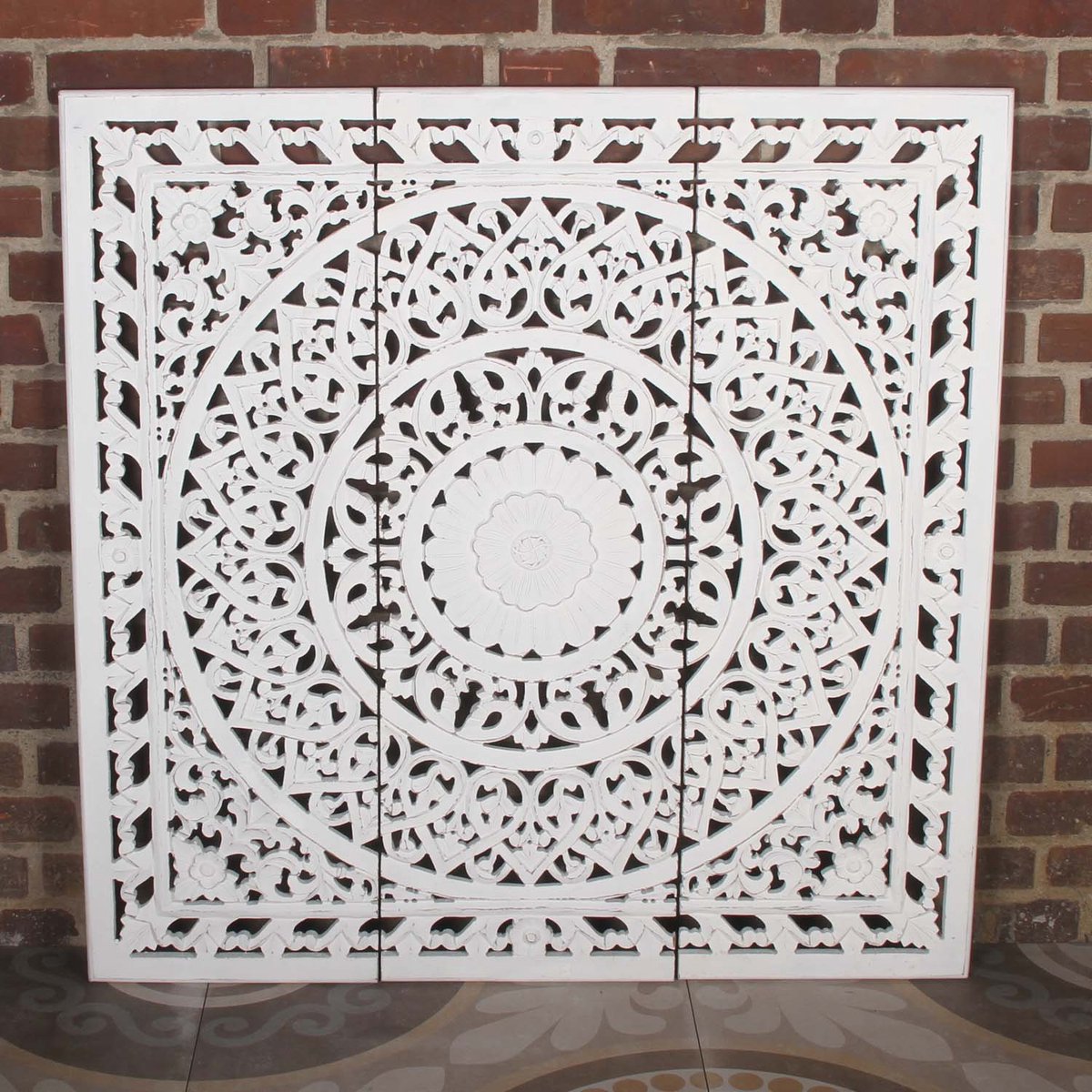 Oosterse houten wanddecoratie – Handgesneden mandala wandpaneel – 3-delig – Wit – 90 × 90 cm – Hawa