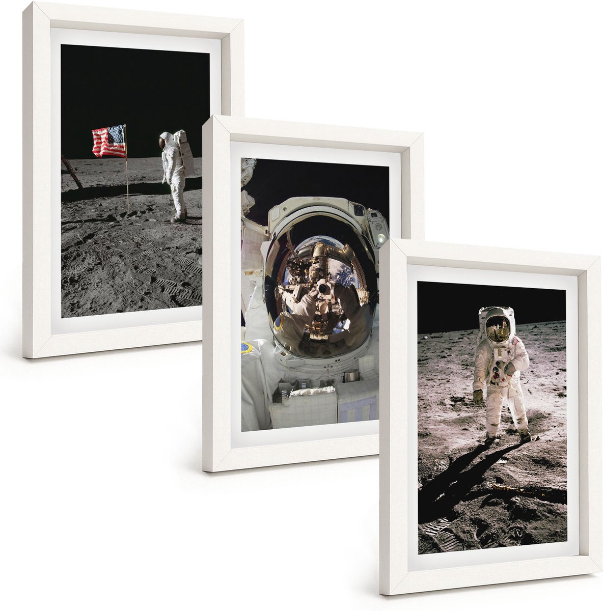 Wallfluent 3-Delige Schilderij Set - Maanlanding Met Astronauten - 20 x 30 cm - Maanlanding - Ruimtevaart - Wanddecoratie - Muurdecoratie - Zwart