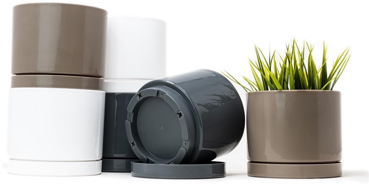 Famanu – Bloempot set van 6 stuks voor binnen en buiten, plantenpot 12 cm met schotel, sterk kunststof, moderne uitstraling