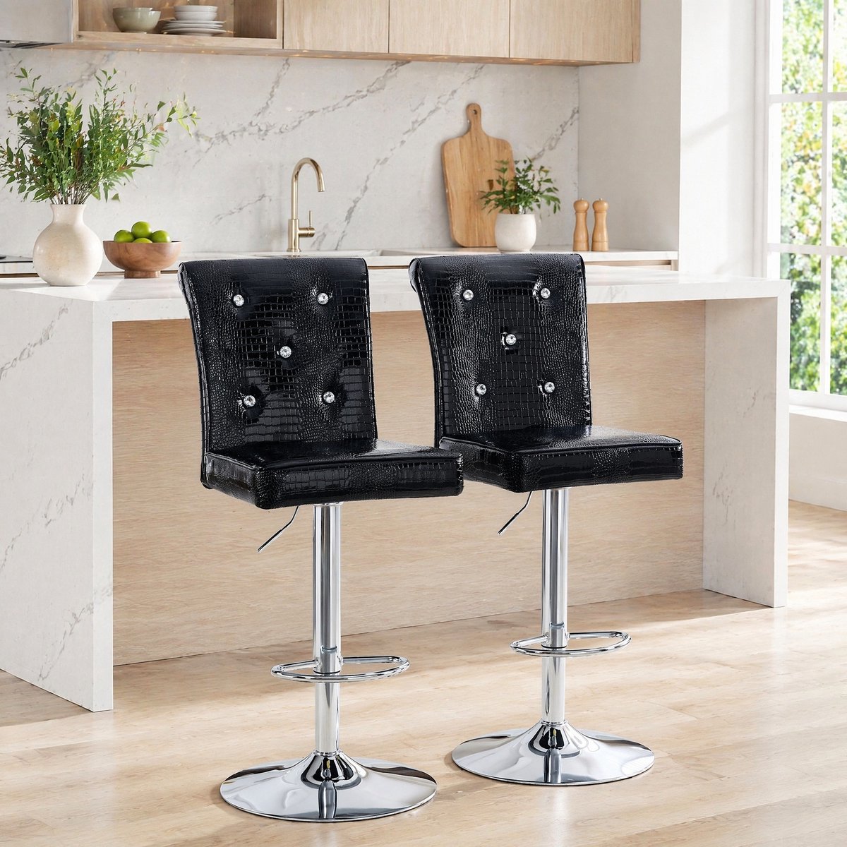 STILVORA Barkruk - Verstelbaar Vintage Design - Set Van 2 - Met Rugleuning, Voetsteun En Kristalknopen - Voor Keuken En Bar - Zwart Kunstleer