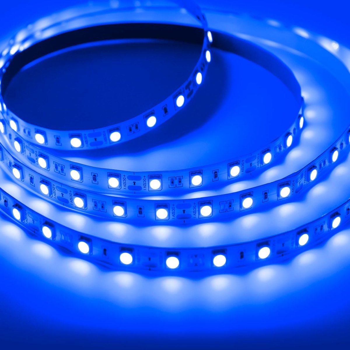 Thijox - LED Strip Licht Blauw 5M - Snijdbaar & Zelfklevend Flexibel SMD5050 300 LEDs - Ideaal voor Slaapkamer, Keuken, Thuis, Feesten en Bars - 12V (