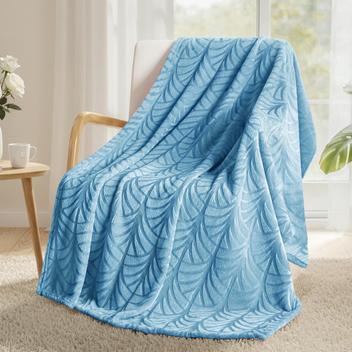 Flotilla Fleecedeken met bladeren, 130 x 150 cm, van zacht flanel, warm en comfortabel, voor bank of bed, geschikt voor alle seizoenen, leisteenblauw
