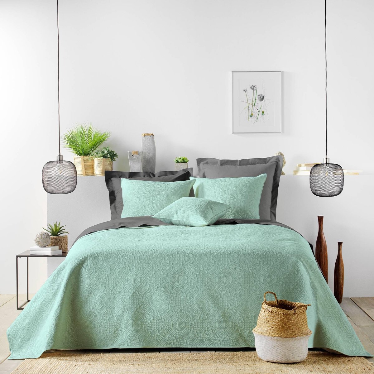 douceur d'intérieur, Gewatteerde sprei (220 x 240 cm) en 2 kussenslopen (60 x 60 cm) Romaanse salie, effen microvezel