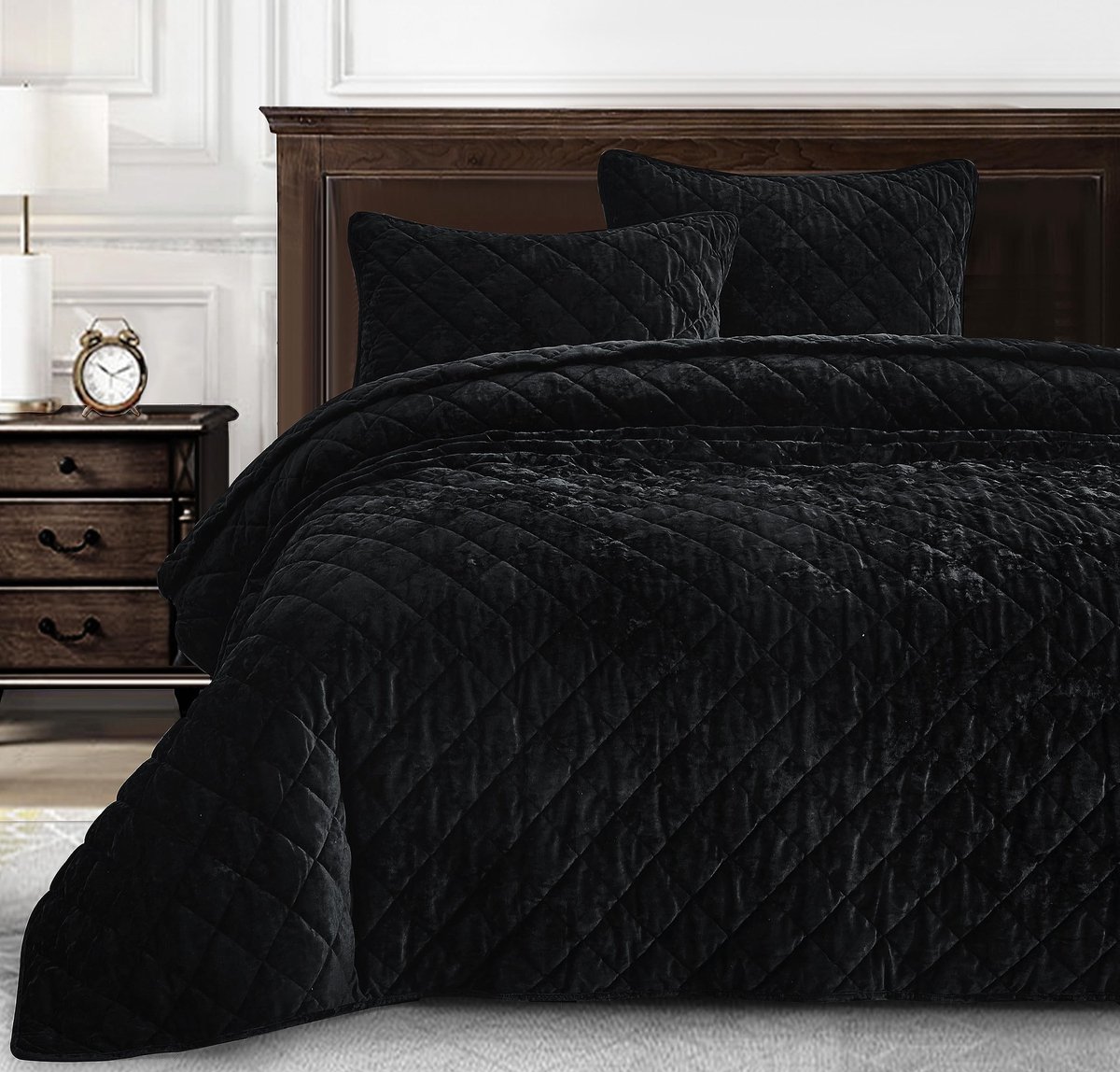 Collection Lux Black Velvet Quilt Queen Set, 3-Piece Lush Plush Distressed Velvet Bedding All Season Lightweight Comforter Brushed Microfiber Reverse with Diamond Stitch Quilting