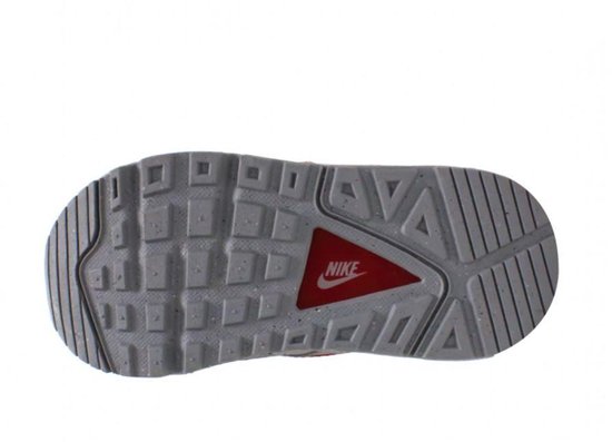 Onderkant grijze Nike Air Max sneaker met rood Nike logo en grijze zool.