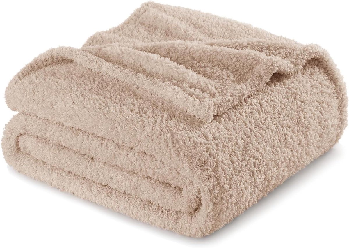 Fleece Deken - Knuffeldeken Plaid - Bank en Stoel - Superzacht Flanel - 130x150 cm - Camel