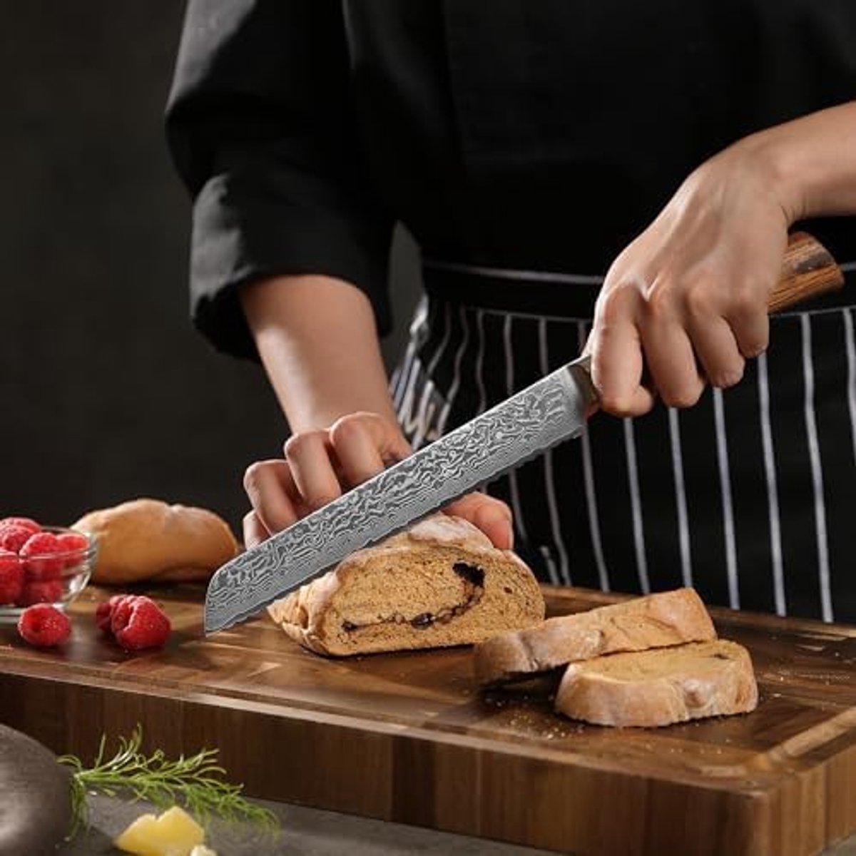 Thijox - Wakoli EDIB Pro Broodmes 20 cm - Gekarteld Damaststaal VG10 - Ergonomisch Handvat - Perfect voor Krokante Korsten - Keuken Mes in Geschenkdoo